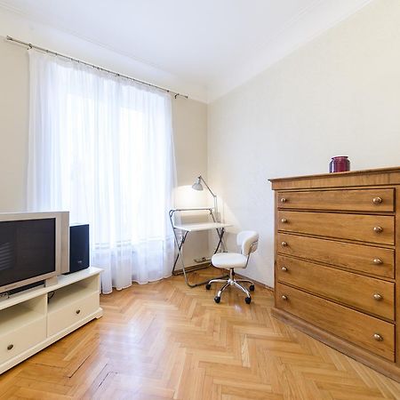 Apartment Near Olympic Stadium Kiew Exterior foto