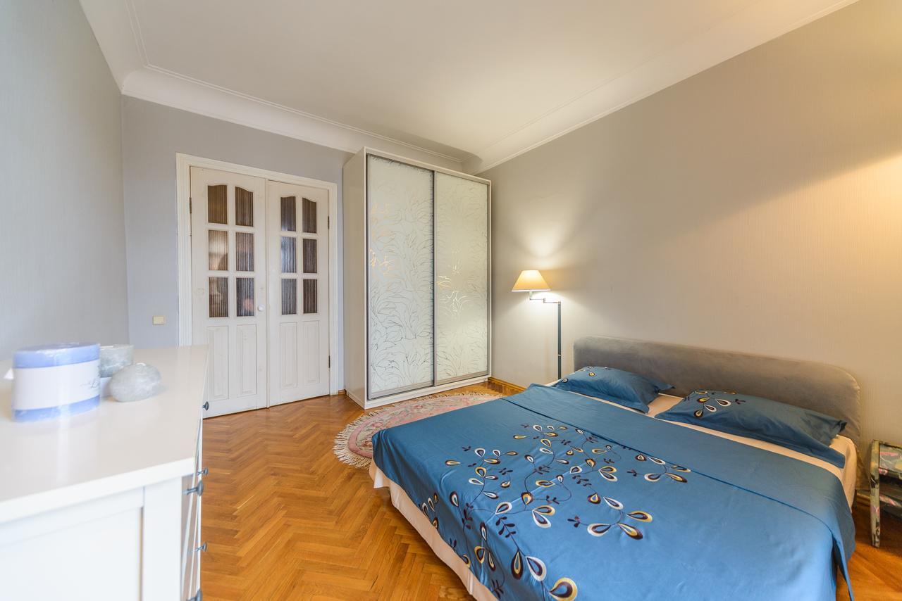 Apartment Near Olympic Stadium Kiew Exterior foto